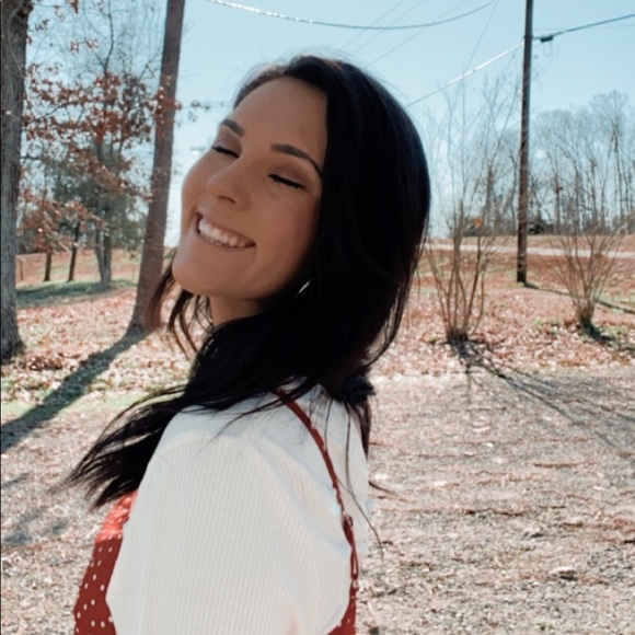 Meet your Posher, Addiebell - Picture 1 of 6